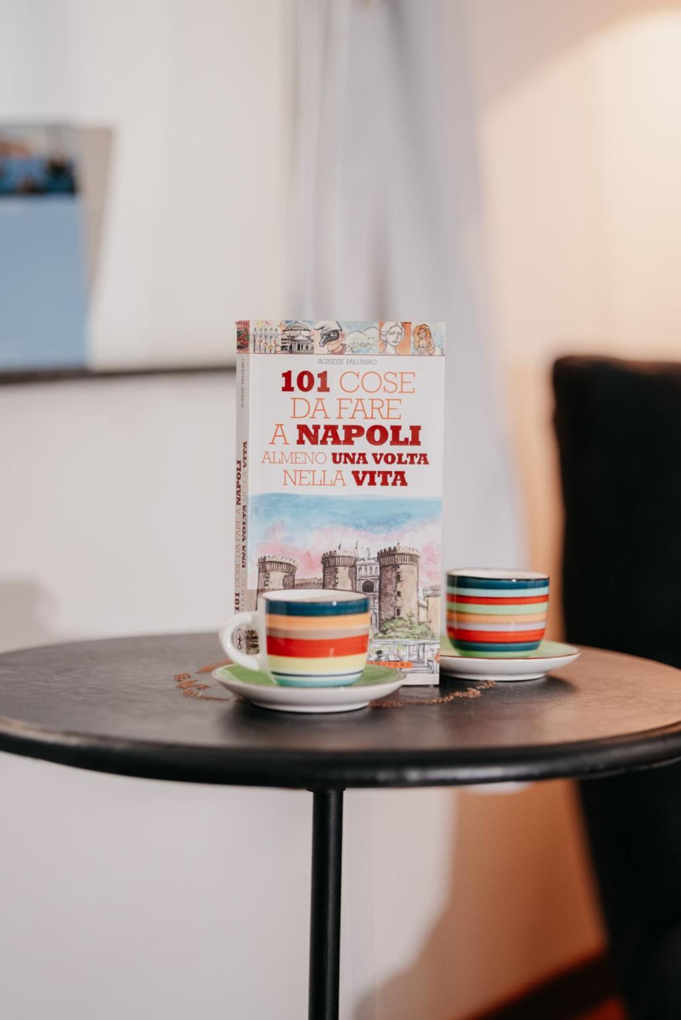 La Casa Dell' Avvocato - Centro Appartement Napels Buitenkant foto