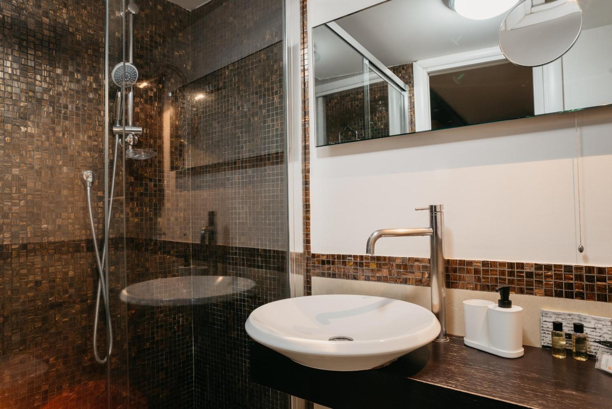 La Casa Dell' Avvocato - Centro Appartement Napels Buitenkant foto